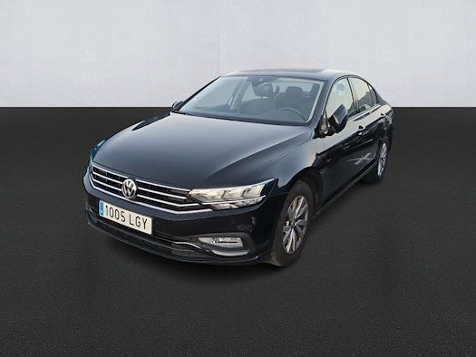 VOLKSWAGEN PASSAT en alquiler y venta en Ayvens