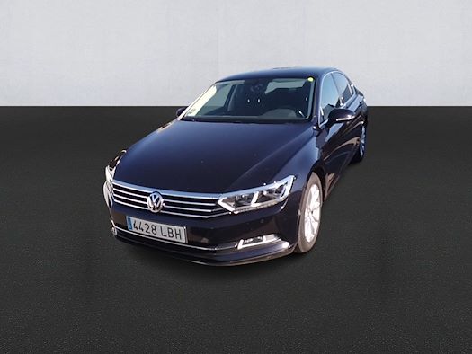 VOLKSWAGEN PASSAT en alquiler y venta en Ayvens