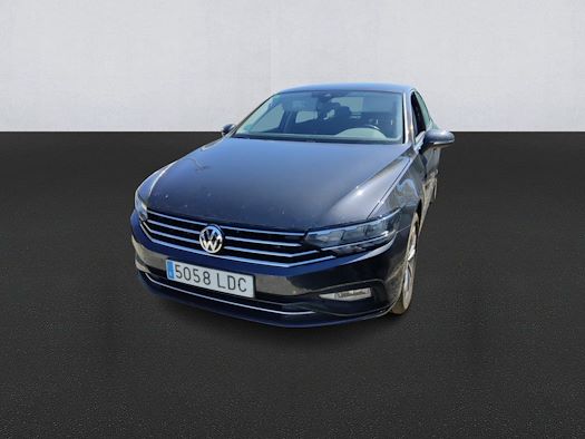 VOLKSWAGEN PASSAT en alquiler y venta en Ayvens