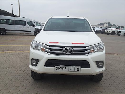 TOYOTA HILUX pour vente de véhicules d'occasion sur Ayvens