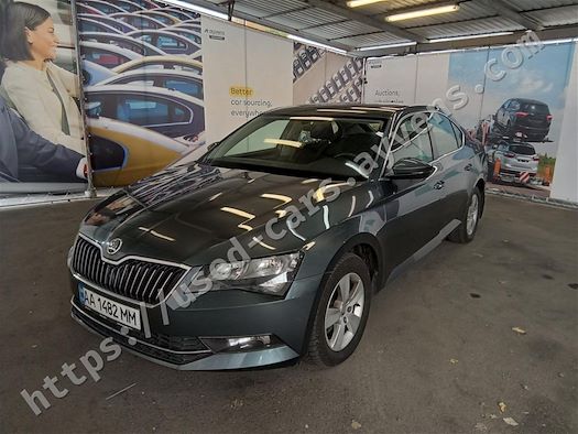 SKODA SUPERB продається на Ayvens